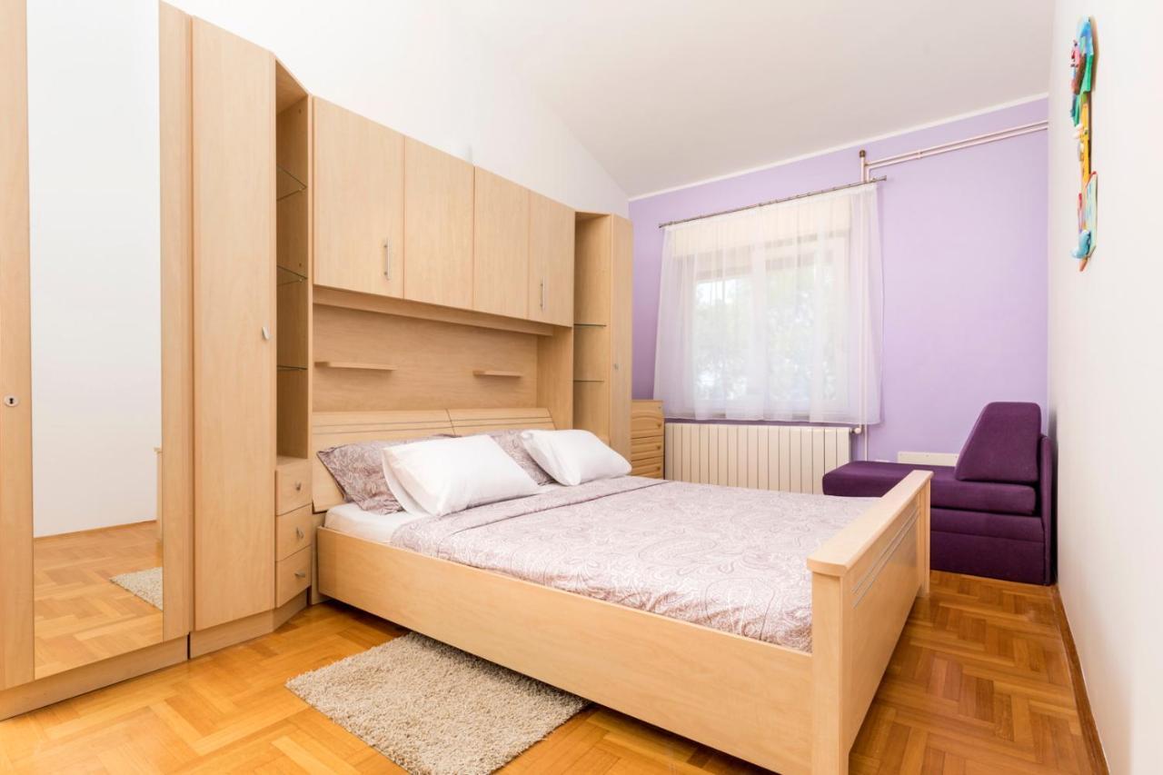 Magnon Apartment